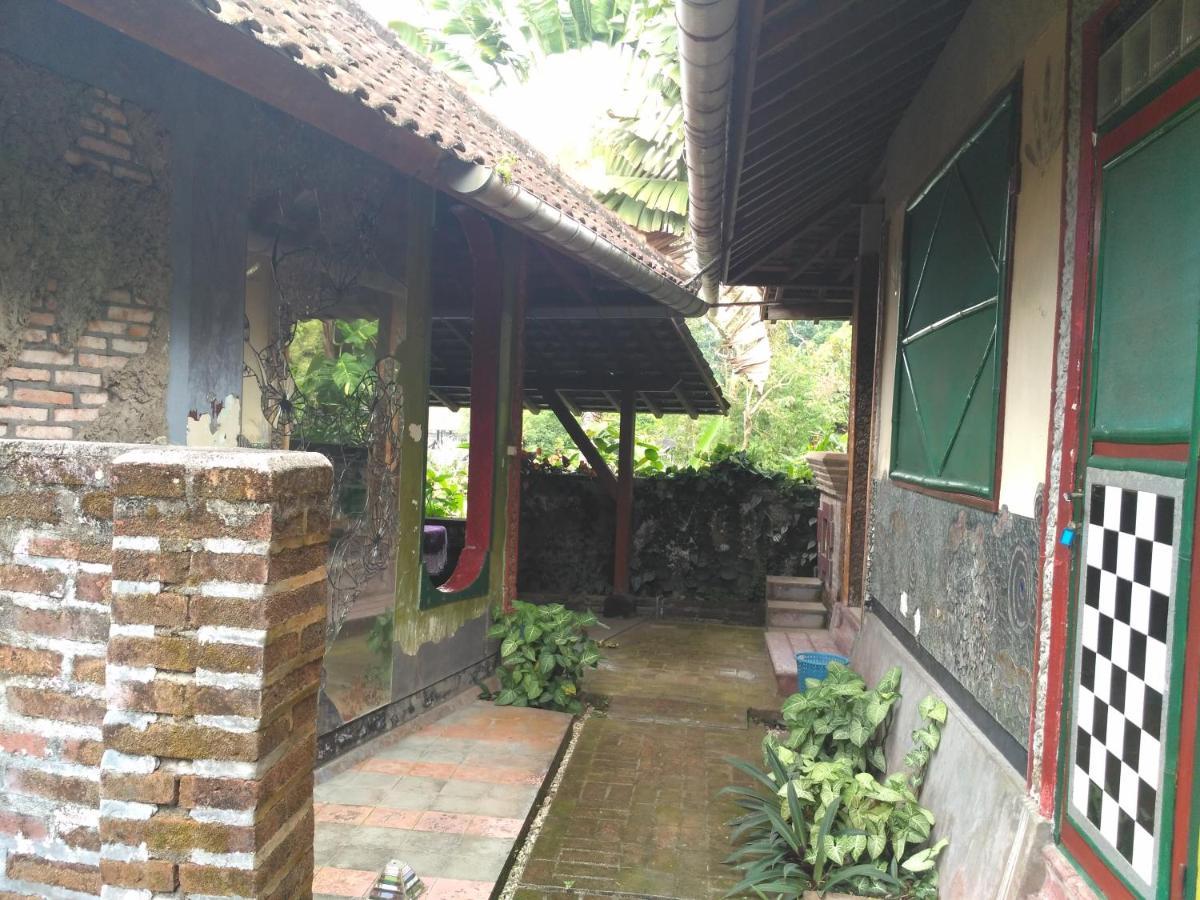 Dhangin Taman Karangasem Esterno foto