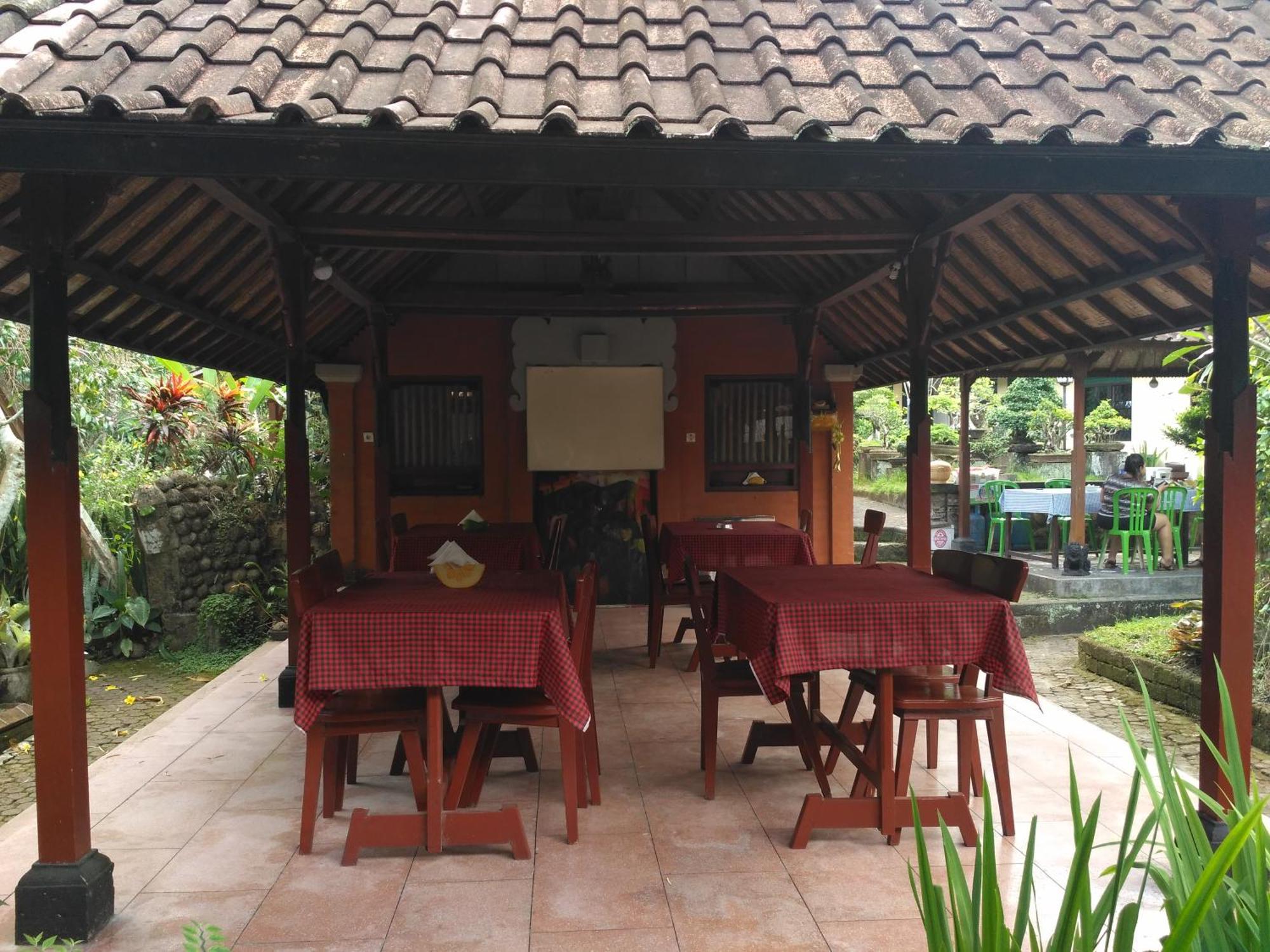 Dhangin Taman Karangasem Esterno foto