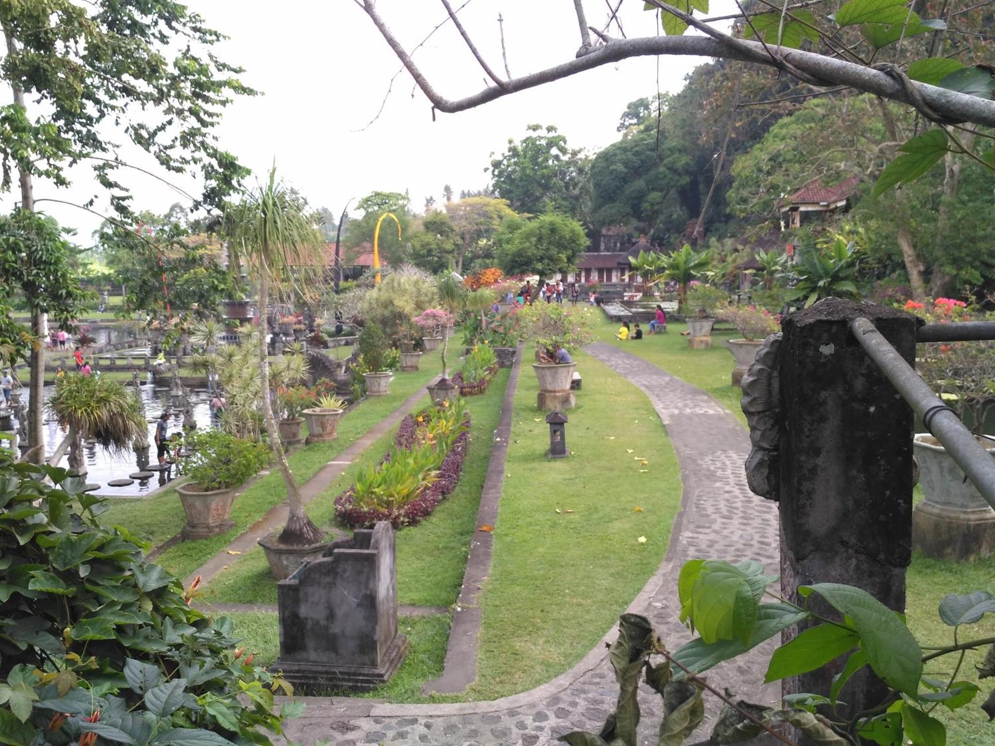 Dhangin Taman Karangasem Esterno foto